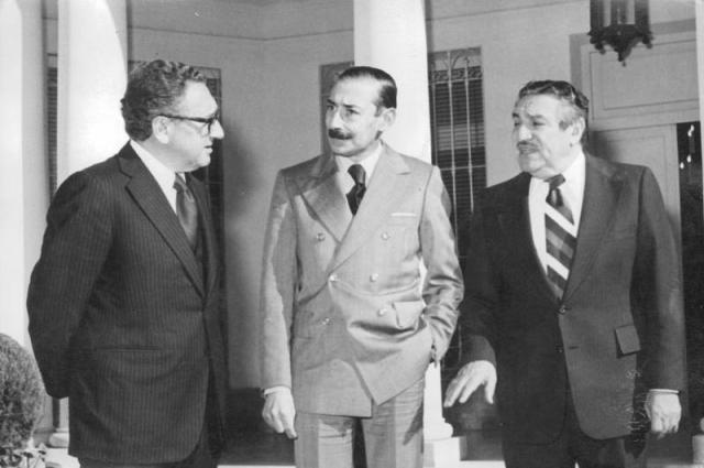 1701823196140000851.jpg 1701823196140000851.jpg